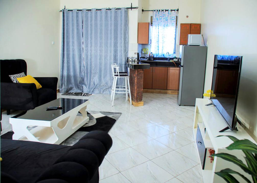 Airbnb Apartment for Rent Najjera Uganda. Jay Home Furnished Apartment Najjera, Kampala Uganda. Airbnb Accommodation Services, 1 Bedroom Apartment, Unlimited WiFi, Dstv, Fridge, Microwave, Gas Cooker, Cutlery And Dinner Plates, Smart Tv, Heater For Hot Bath, Cleaning Services, Security 24/7-Ugabox.com